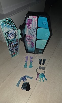 Monster High Lagoona Blue Skulltimate Secrets Fearidescent G3 Schrank