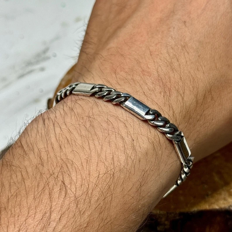 Solid 925 Sterling Men Chain Bracelet Elegant Cuban Link Bracelet - Image 3 of 4