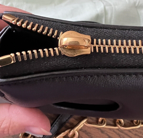 Off-White Virgil Abloh Womens Black Burrow Purse Bag Pouch Gold Chain Strap - Picture 8 of 8