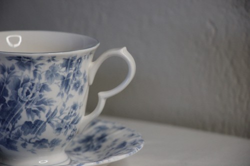 Vintage Nikko Tea Roses Blue Tea Cup & Saucer Japan - Picture 3 of 8