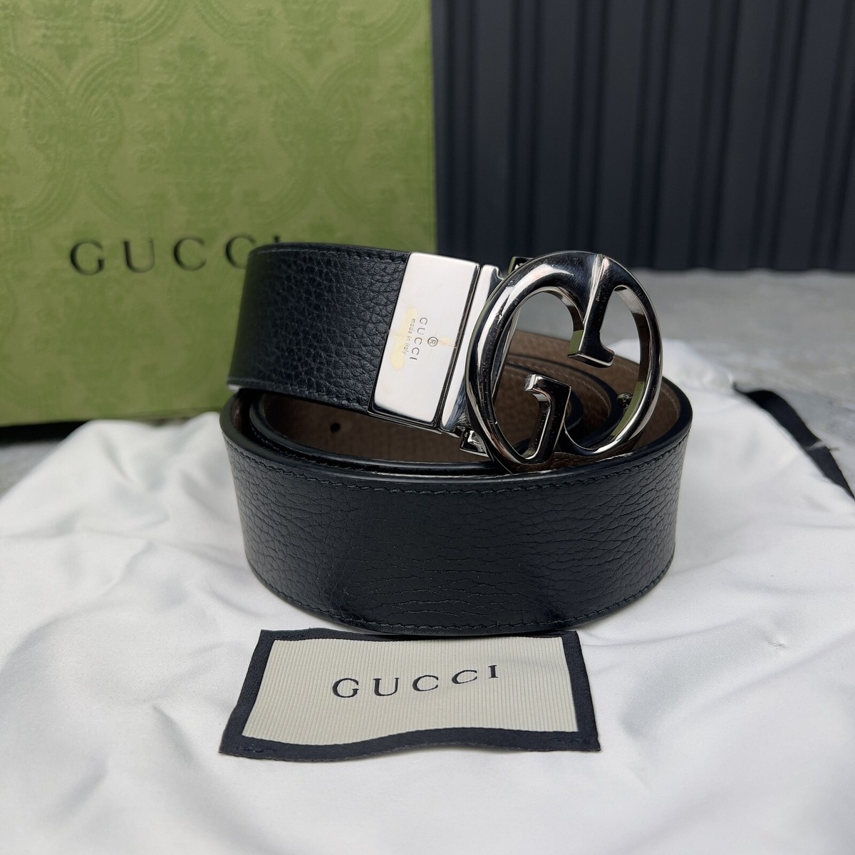 Gucci Interlocking GG Black Leather Reversible Belt Silver