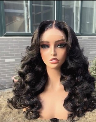 Pre Styled Layered Cut Bouncy Curly Human Hair Glueless 250% Full Density Perücke 