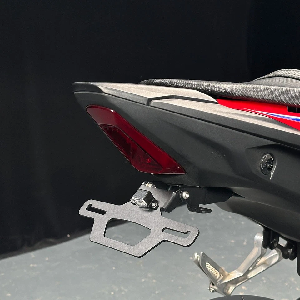 Soporte de matrícula de guardabarros trasero LED para Honda CBR400R CBR500R 2019-2025 Foto 3 de 4