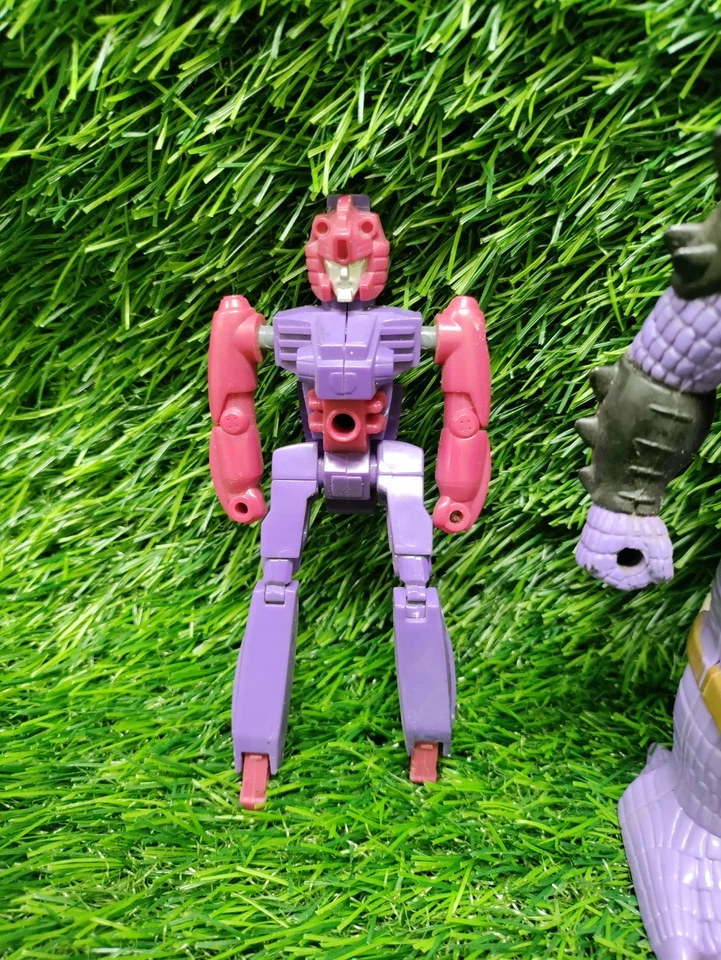 Vintage 1988 Hasbro Tranformers G1 Pretenders Iguanus Shell and Robot! - Image 3 of 4