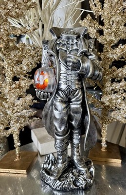 Martha Stewart Halloween 15” Headless Horseman W/ Pumpkin  Halloween Martha Stewart 15\