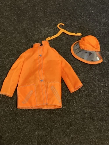 Vintage Barbie 7822 Orange Raincoat & Hat Set - 1974 Best Buy - MINTY