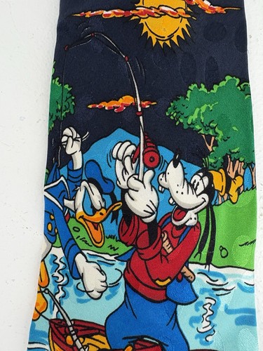 Vintage Disney Neck Tie Mickey Mouse Goofy Donald Duck Boat Neckwear 100% Silk - Picture 5 of 12