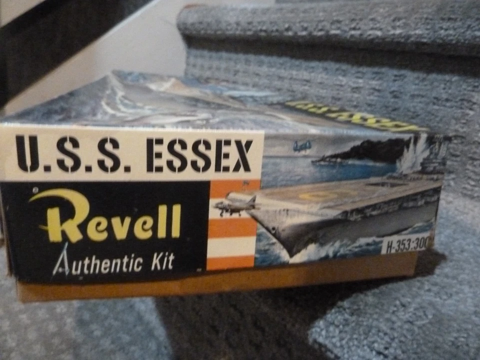 REVELL U.S.S. ESSEX ANGLE DECK AIRCRAFT CARRIER MODEL KIT H-353 BRAND NEW RARE - Image 4 of 4