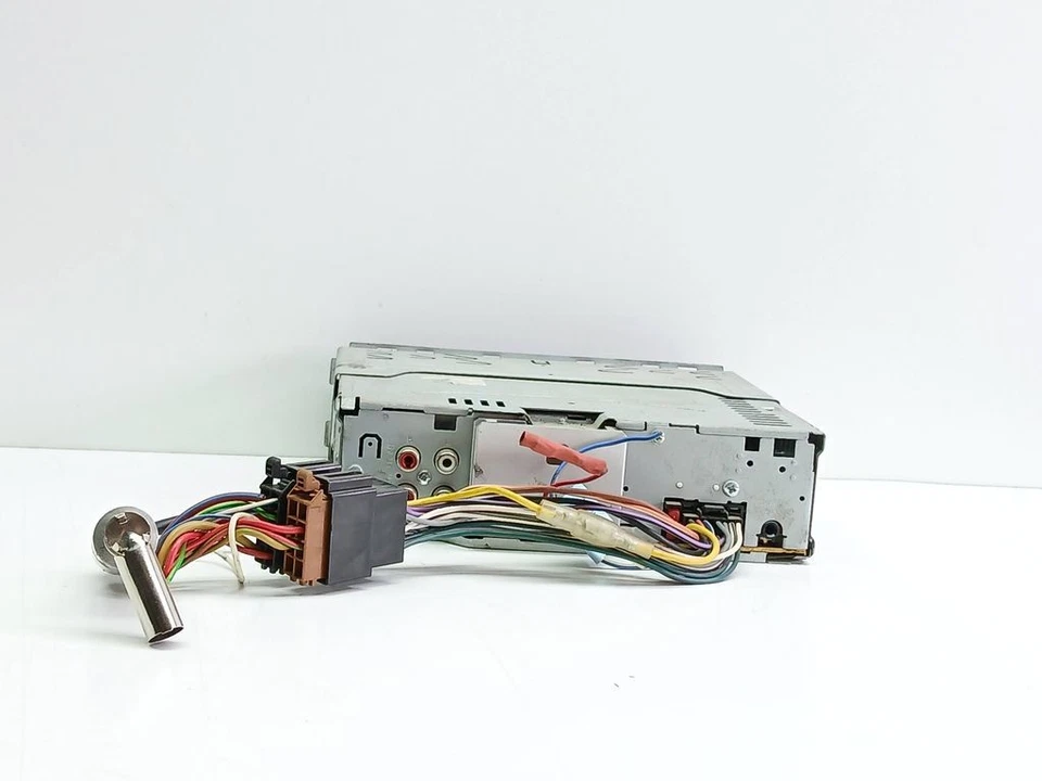 Volkswagen PASSAT B5 1998 Radio / CD-Player / DVD-Player / Navigation UST121805 Foto 3 de 4