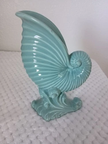 Vintage Royal Haeger Pottery 7.5" Vase USA#321 Aqua Nautilus Ceramic Shell Sea