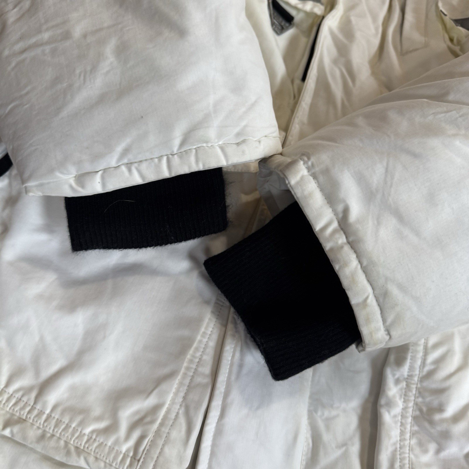 VTG First Down Puffer Jacket Arctic program goose… - image 9