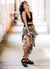 NWT Buddah Flare Flap Pants Size Small Floral — photo 1