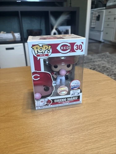 Funko Pop! MLB #30 Eugenio Suarez Ballpark Exclusive Cincinnati Reds NIB