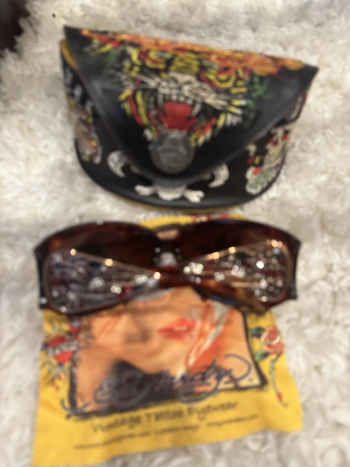 Vintage Ed Hardy Crystal Sunglasses Designer Tattoo Eyewear Women’s One Size - Image 2 of 3
