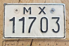 VINTAGE PERU PE MOTORCYCLE CYCLE LICENSE PLATE " MX 11703 " PE
