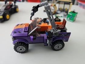 LEGO DC Comics Super Heroes: Batmobile and the Two-Face Chase (6864) Incomplete