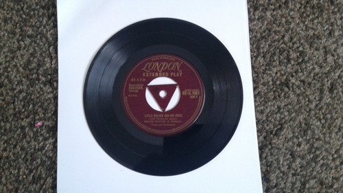 LITTLE WALTER AND HIS JUKES - 1956 RARE EP - ON LONDON RECORDS - Picture 4 of 7
