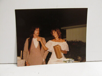 1970S VINTAGE FOUND PHOTOGRAPH COLOR ART OLD PHOTO AMERICAN WEDDING BRIDE GROOM