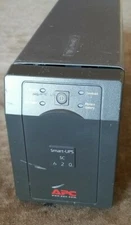APC SC620 Smart-UPS 4-Outlet 620VA 390W UPS Battery Backup **No Batteries **READ