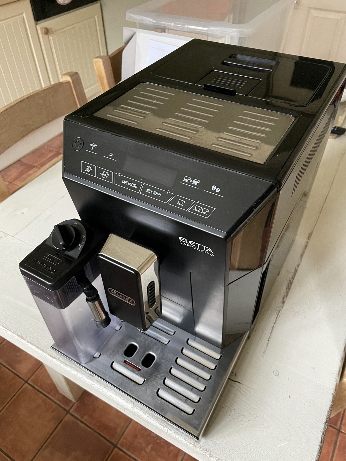 De'Longhi Bean to Cup Coffee Machine Eletta Cappuccino ECAM44.660.B