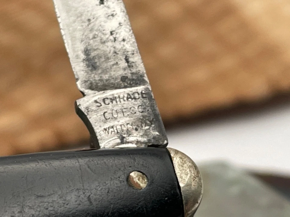 Navaja de bolsillo vintage Schrade Cut Co Walden NY 2 hojas --361,25 RARA Foto 3 de 4