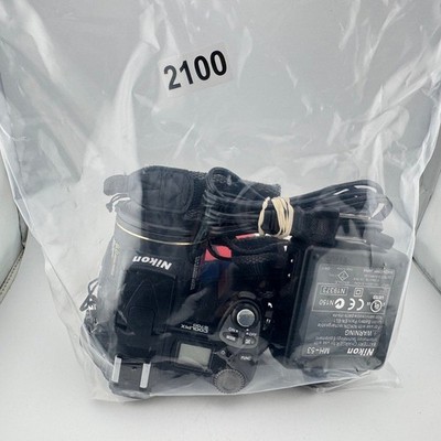 Nikon Coolpix 8700 Digital Camera 8.0MP 8x Zoom MH-53 Charger