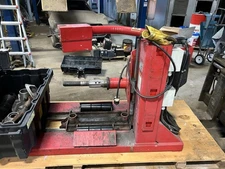   Heavy Duty Tire Changer