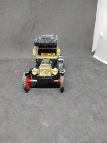 The Ertl Co Diecast Replica 1913 Ford Model T Van Bank no/key - Picture 7 of 7