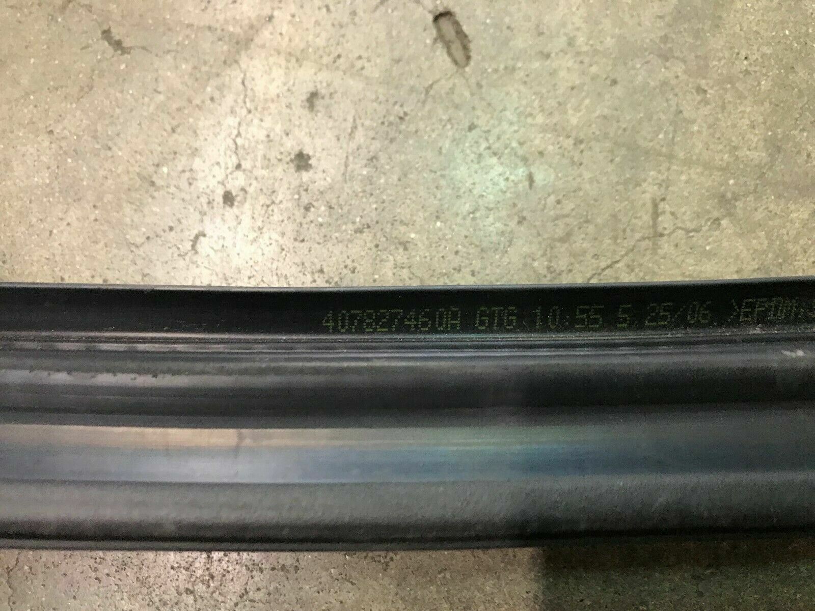 LAMBORGHINI GALLARDO SPYDER REAR WINDOW GLASS RUBBER GASKET SEAL OEM 407827460A