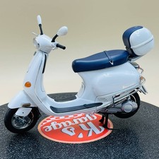 AUTOart 1/12 VESPA ET4 150 White Piaggio & C.s.p.a. Motor Cycle 12511 Bike