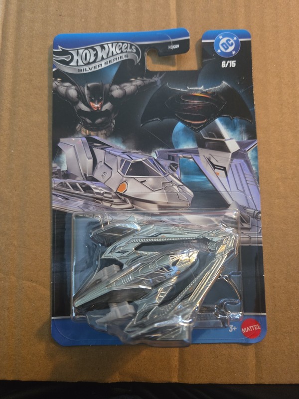 2026 Hot Wheels Batman Silver Series Batwing 6/15.
