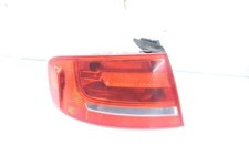 Feu arrière Audi 70