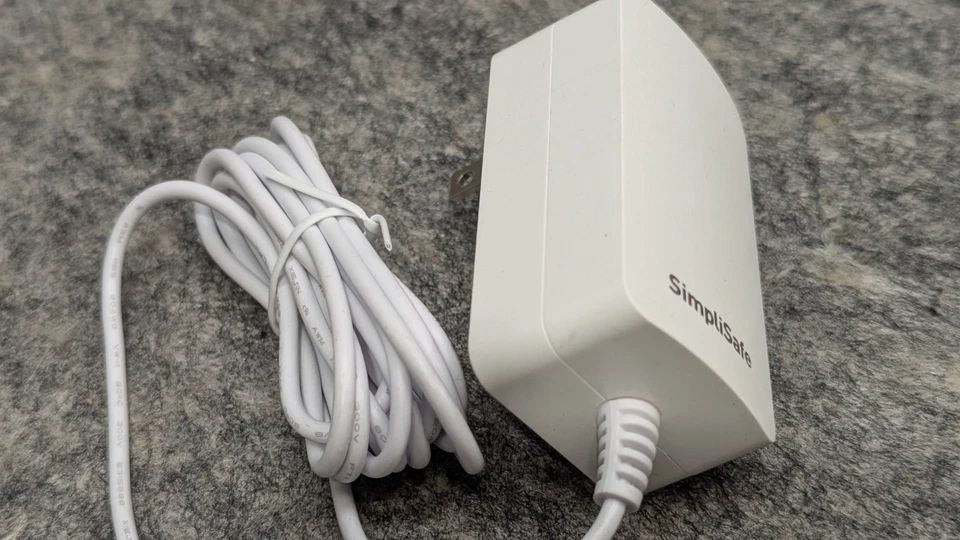 SimpliSafe OEM AC Power Adapter GQ12-065160-FU 6.5V - 1.6A for SSBS3 Station - Image 4 of 4