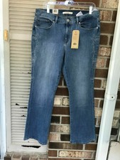 levi's classic bootcut