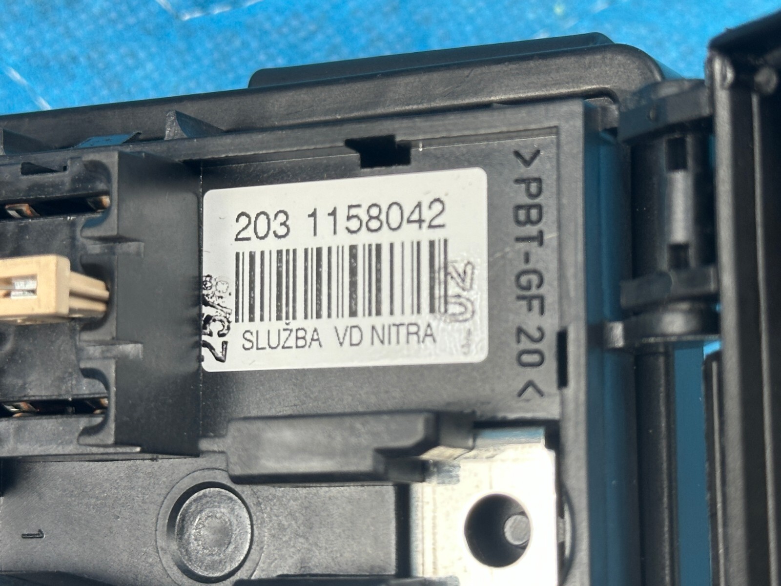Bentley Flying Spur Small Battery Fuse Box & Charge Control 29k 2006-2012 OEM