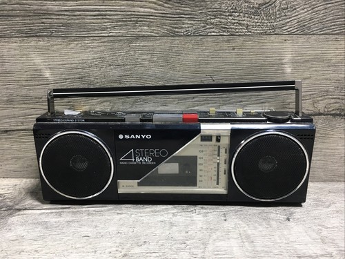 LOT 3 RADIO STEREO ONLY FOR PARTS #N31-9 - Picture 2 of 5