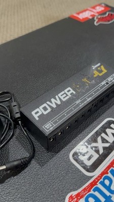Donner Guitar Effects Pedal Power Supply 9V 12V 18V Multiple Outputs