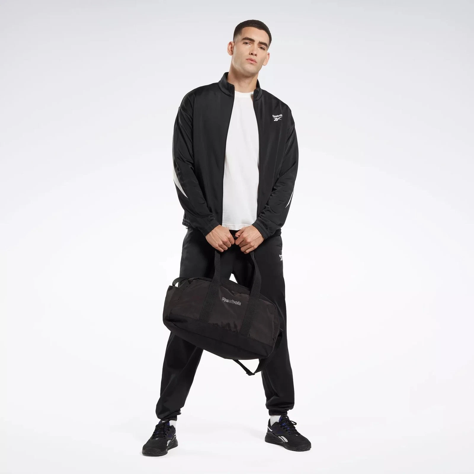 Reebok Mens Regular fit Track Jacket Coat Size M Black Solid MSRP $50 Black image 4