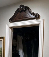 Vtg Wooden Crest Over Door Pediment Topper Salvage  Window Picture Topper 1 of 2