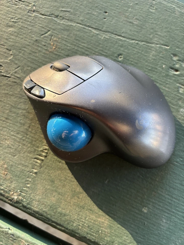 Logitech M570 Wireless Trackball Mouse No Dongle - Image 3 of 4