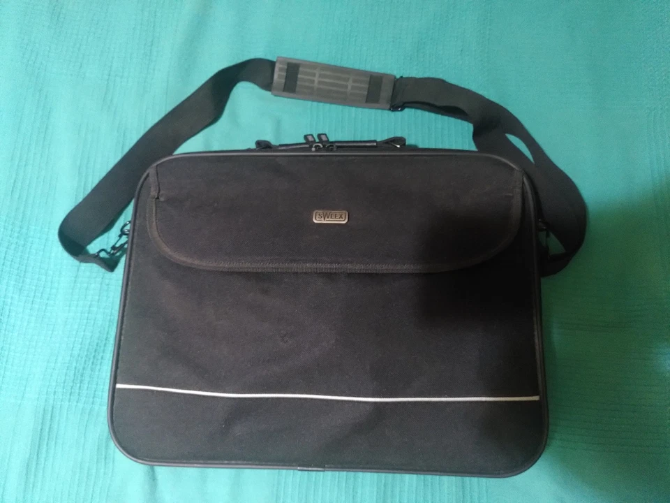 Ordenador portátil Innobo INN15308 15.4” Core 2 Duo T6400 4GB RAM 320GB HDD - Imagen 2 de 4