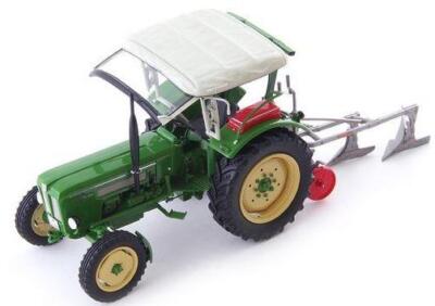 Autocult Maßstab 1:32 Schluter S 450 / Silberpflug grün