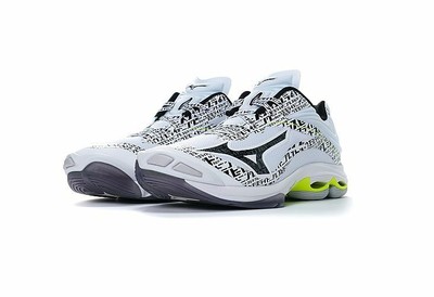 mizuno wave lightning z6