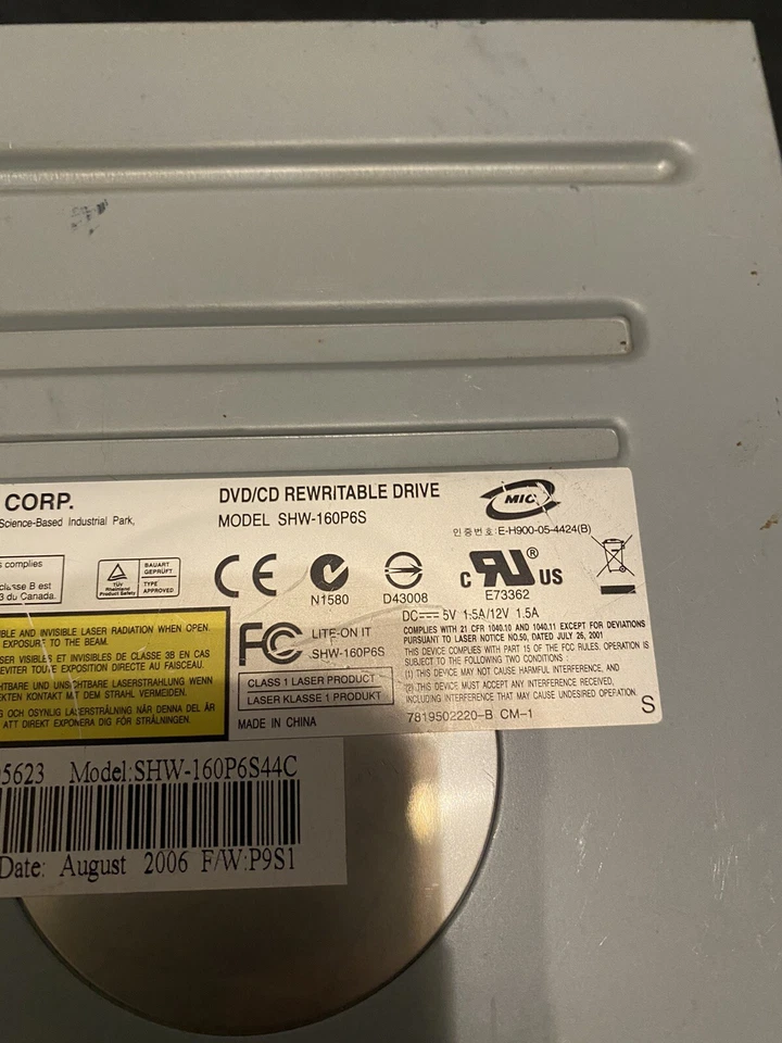 LITE-ON DVD/CD REWRITABLE IDE DRIVE MODEL SHW-160P6S - Image 2 of 3