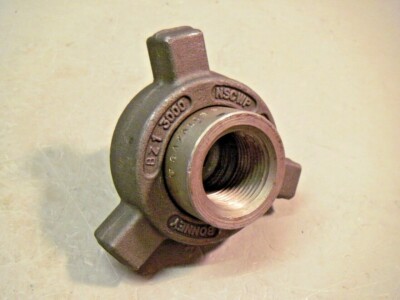 Bonney SA/A105 Forged Steel 1'' NPT 11.5 Threaded Hammer Union