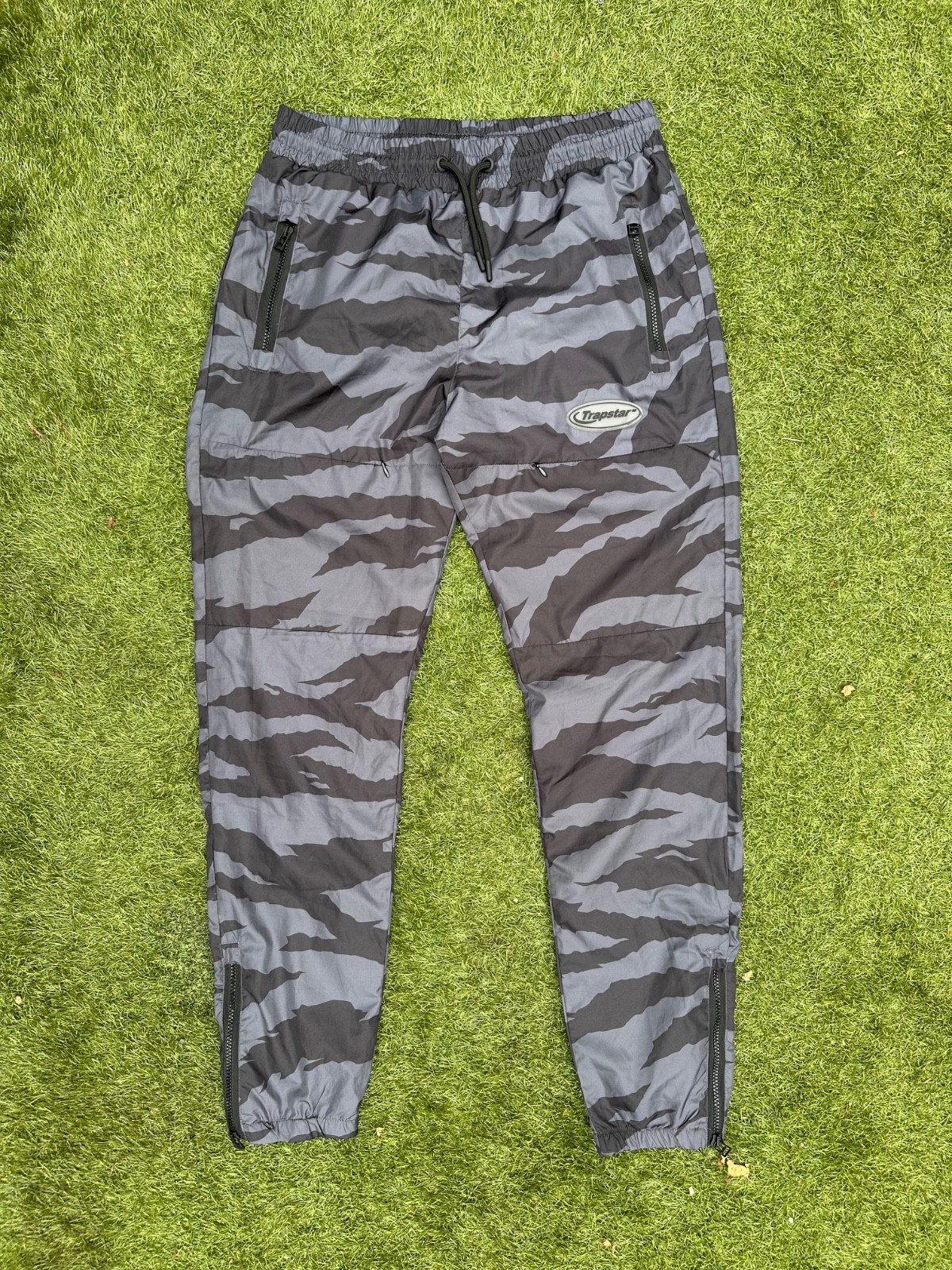 Trapstar hyperdrive tracksuit bottoms - image 1