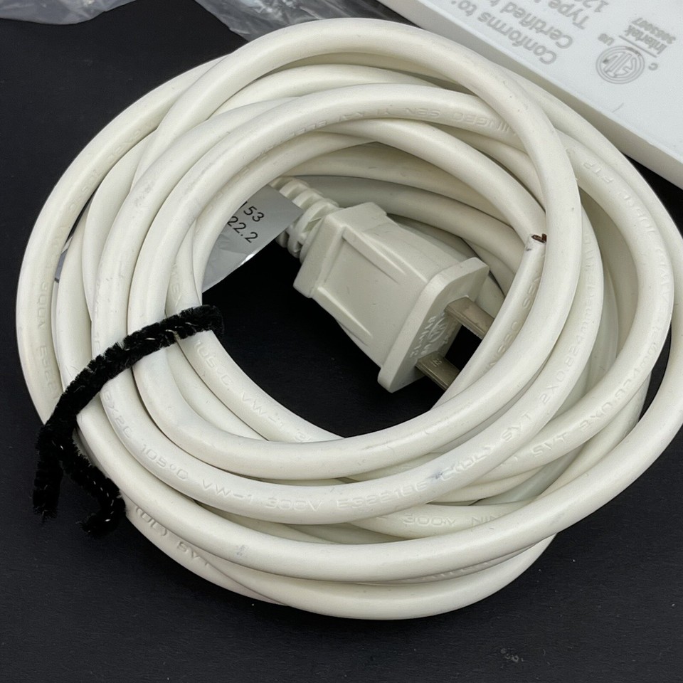 IKEA SKENINGE Live End Power Connecter Cord White Track Light Head