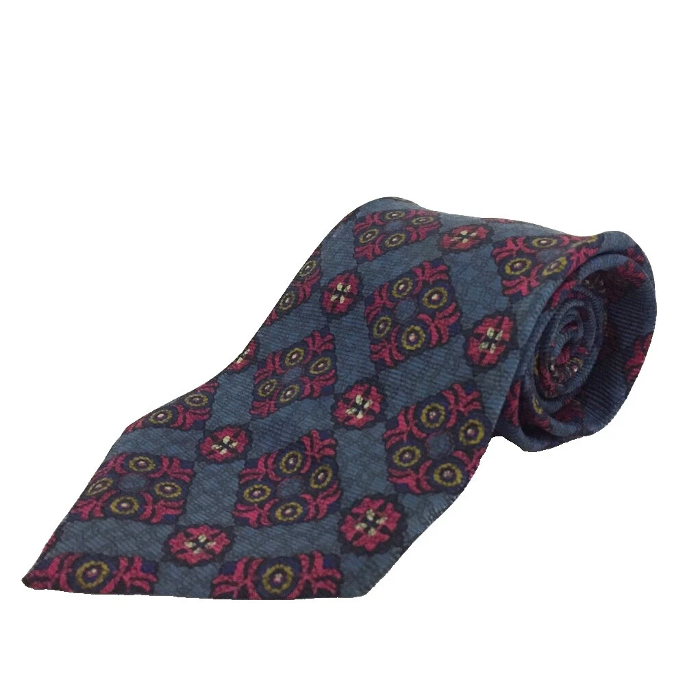 Аксессуары для мужчин Fendi разные