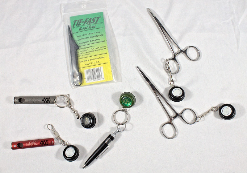 Fly Fishing Tool Lot Hemostats, Retractors, fishpond, tie-fast knot tyers x6