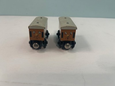 Thomas Friends Wooden Railway Train Tank Engine Annie & Clarabel Coach Cars